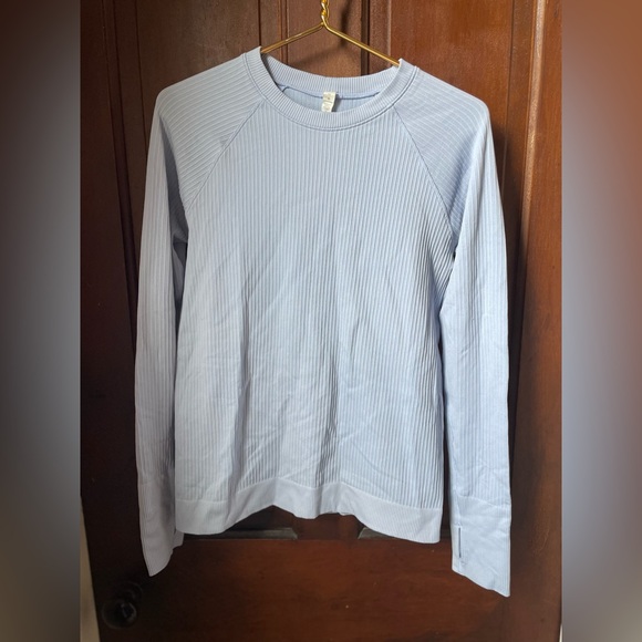 Lululemon women's size 10 long sleeve blue athletic top - Picture 2 of 5